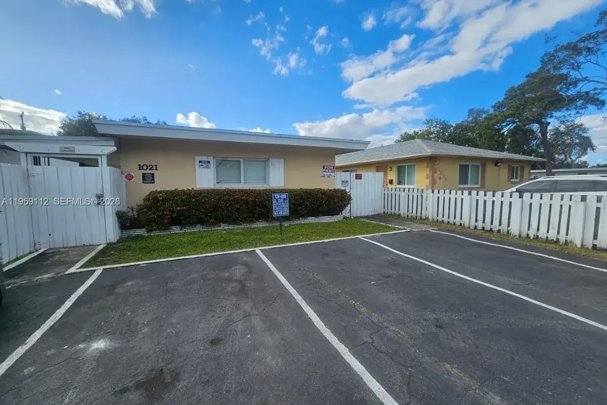 1021 NE 17th Ave # 3, Fort Lauderdale FL 33304