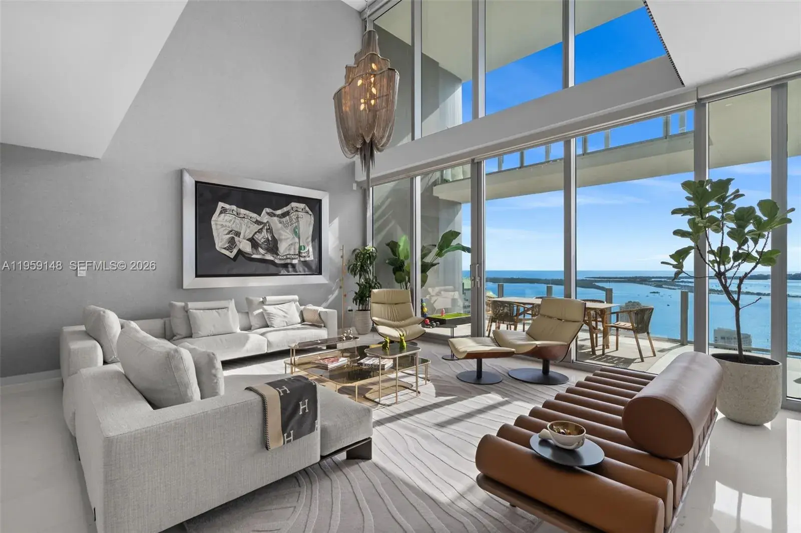300 Biscayne Blvd Way # 4602, Miami FL 33131