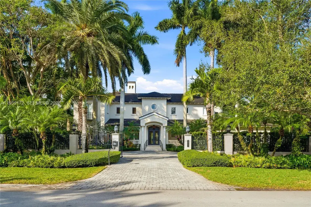 8400 SW 52nd Ave, Miami FL 33143
