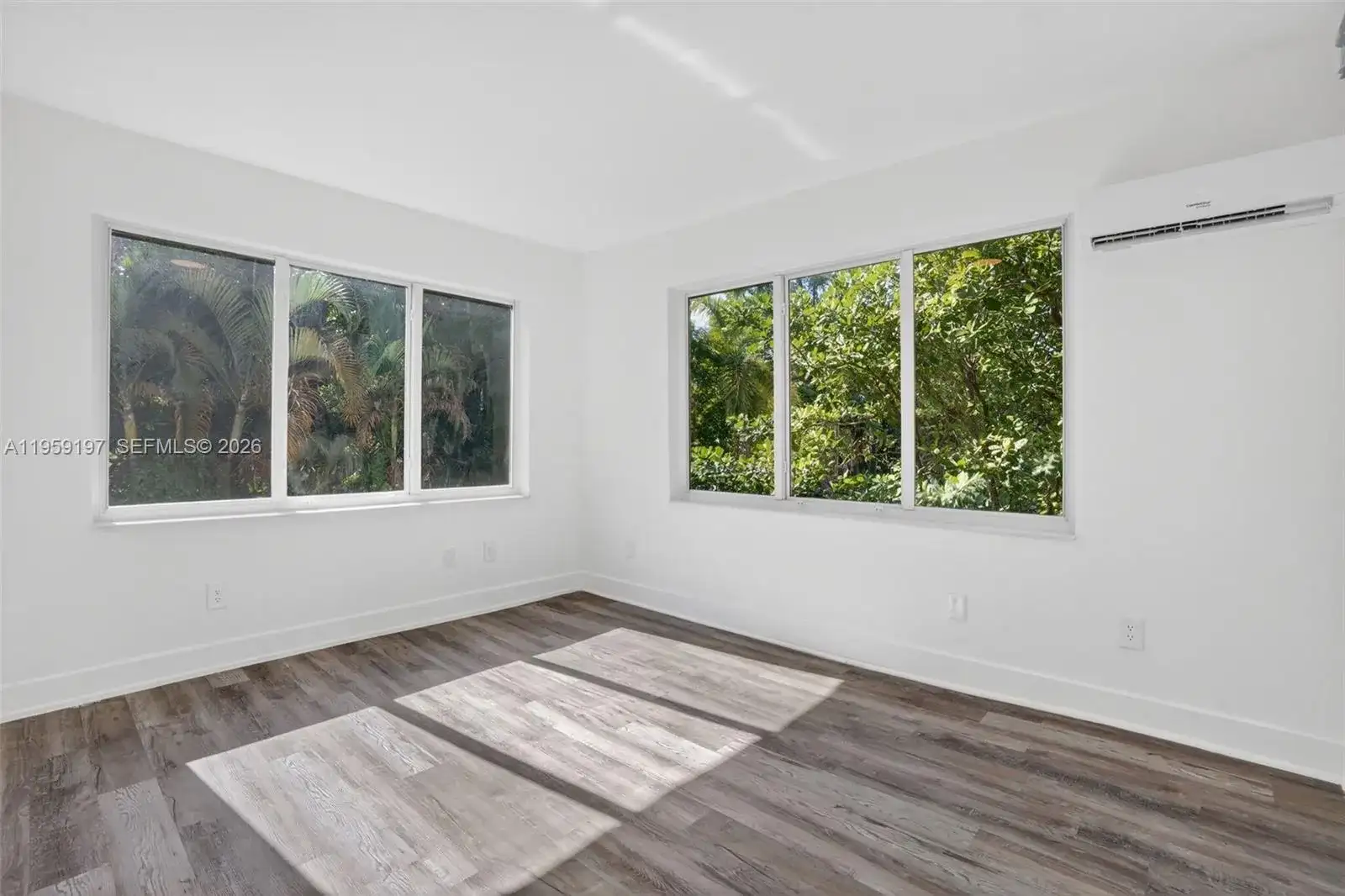 1630 SW 10th St, Miami FL 33135 photo 5