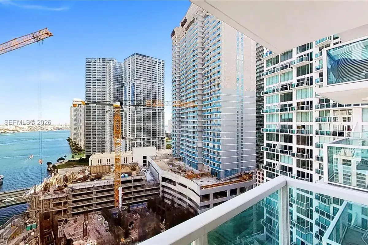 31 SE 5th St # 2408, Miami FL 33131