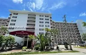 3660 NE 166th St # 611, North Miami Beach FL 33160 photo 2