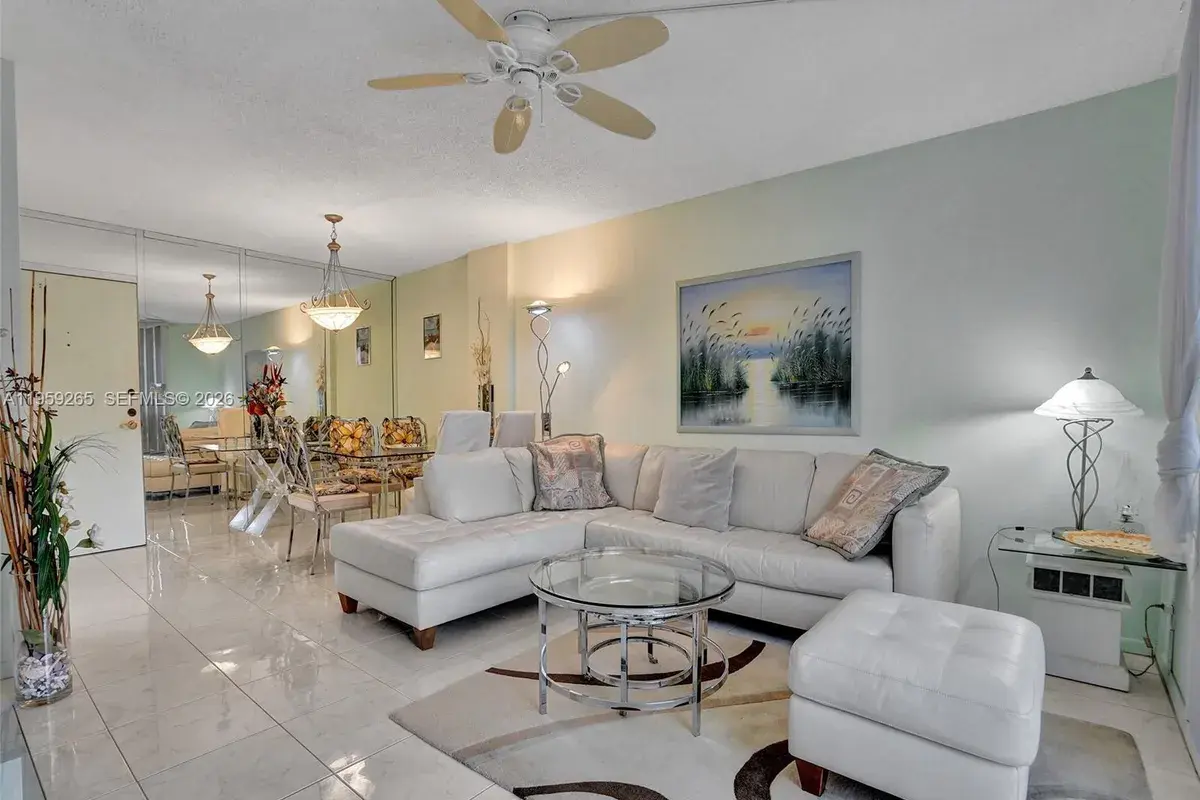 3113 S Ocean Dr # 603, Hallandale Beach FL 33009