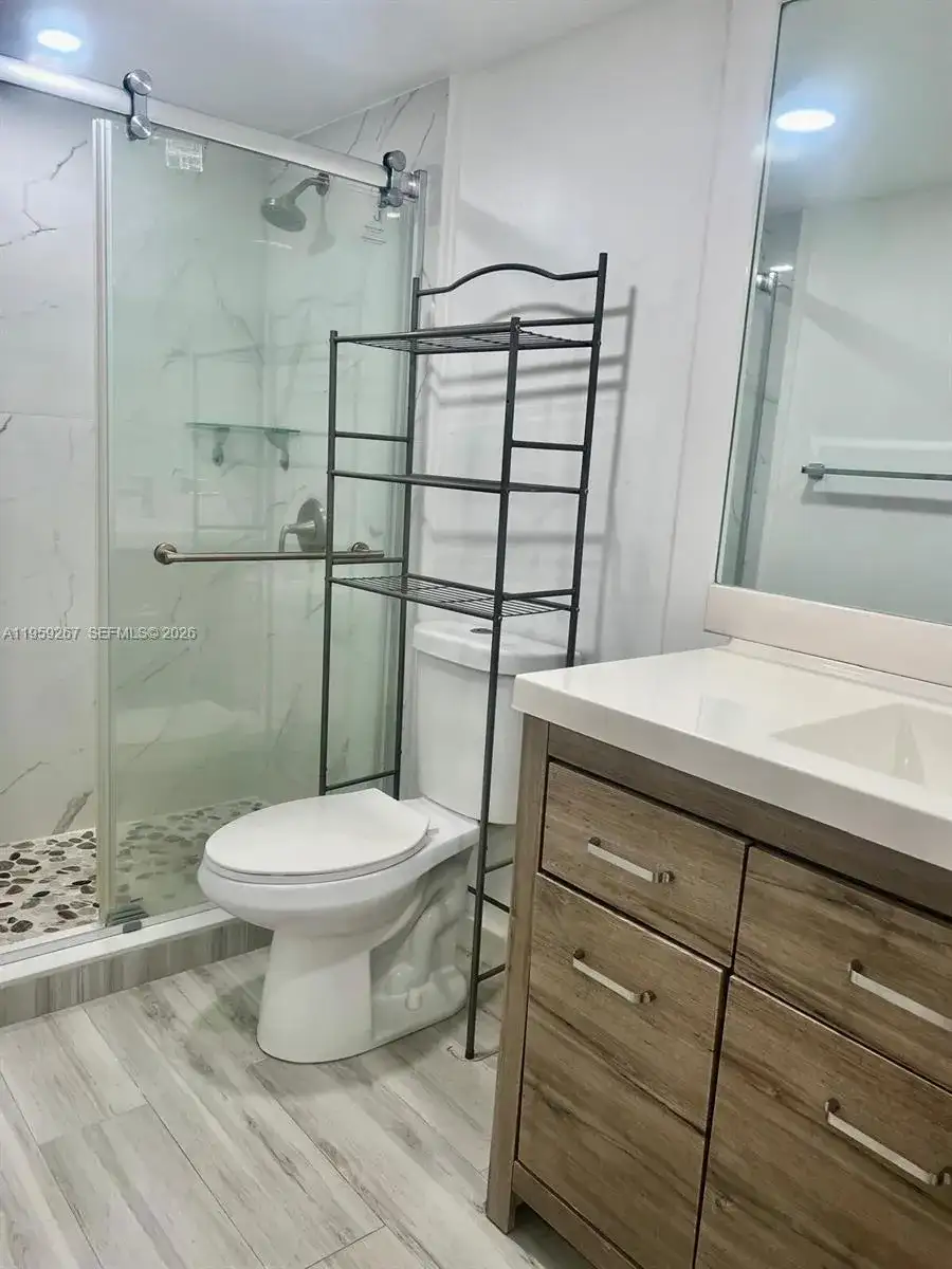 19055 NW 62nd Ave # 102, Hialeah FL 33015 photo 4