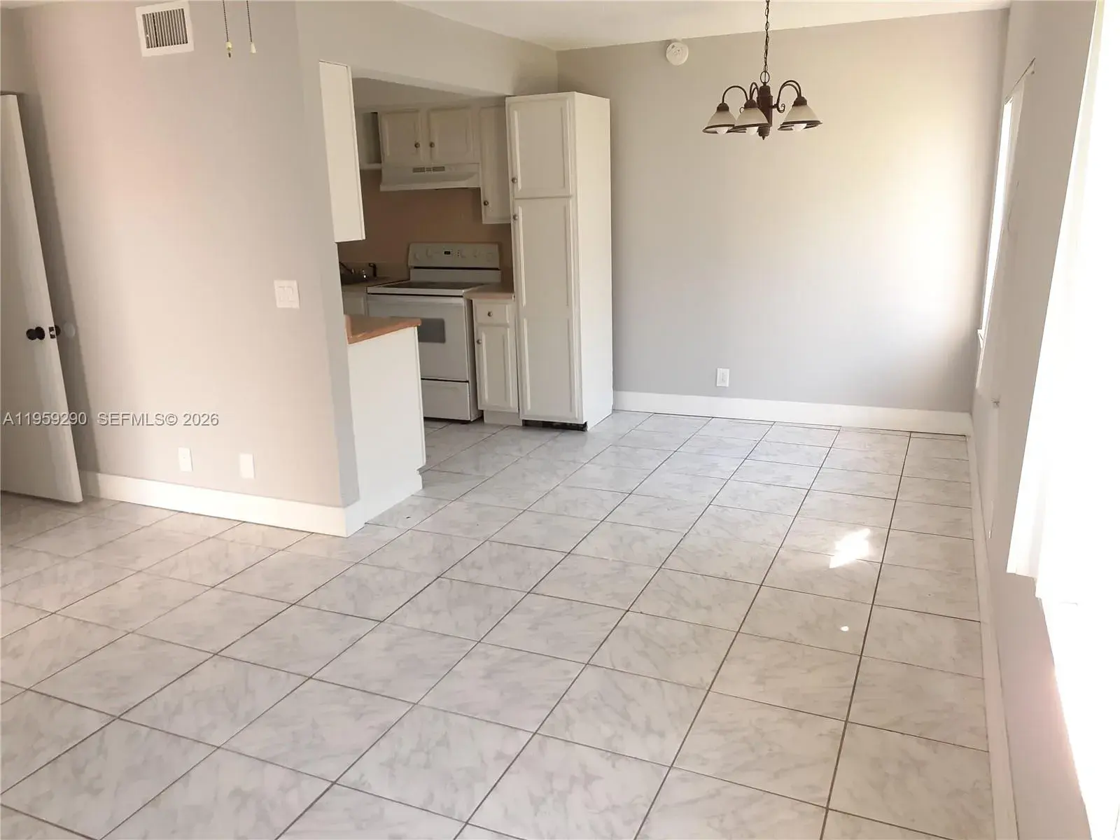 5842 NW 21st St # B, Lauderhill FL 33313
