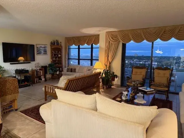 600 Three Islands Blvd # 1004, Hallandale Beach FL 33009