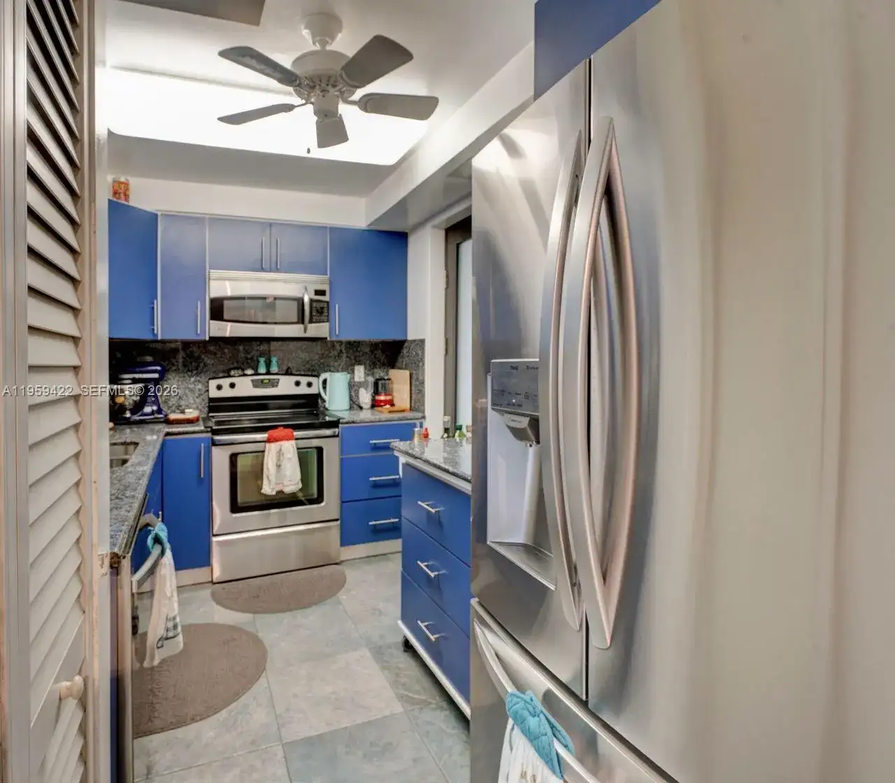 301 Golden Isles Dr # 502, Hallandale Beach FL 33009 photo 4