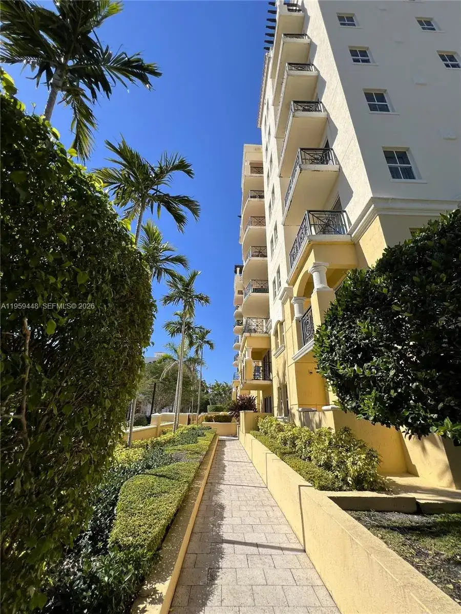 101 Sidonia Ave # 304, Coral Gables FL 33134 photo 4