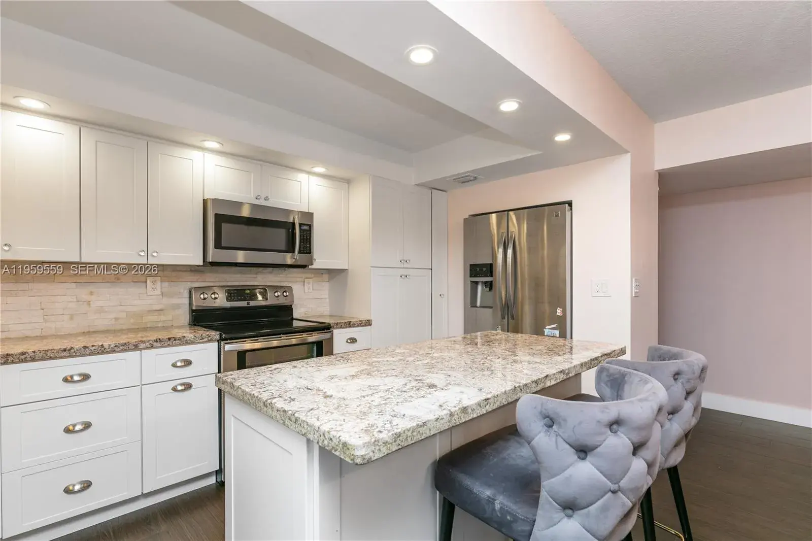 20291 NE 30th Ave # 10, Aventura FL 33180