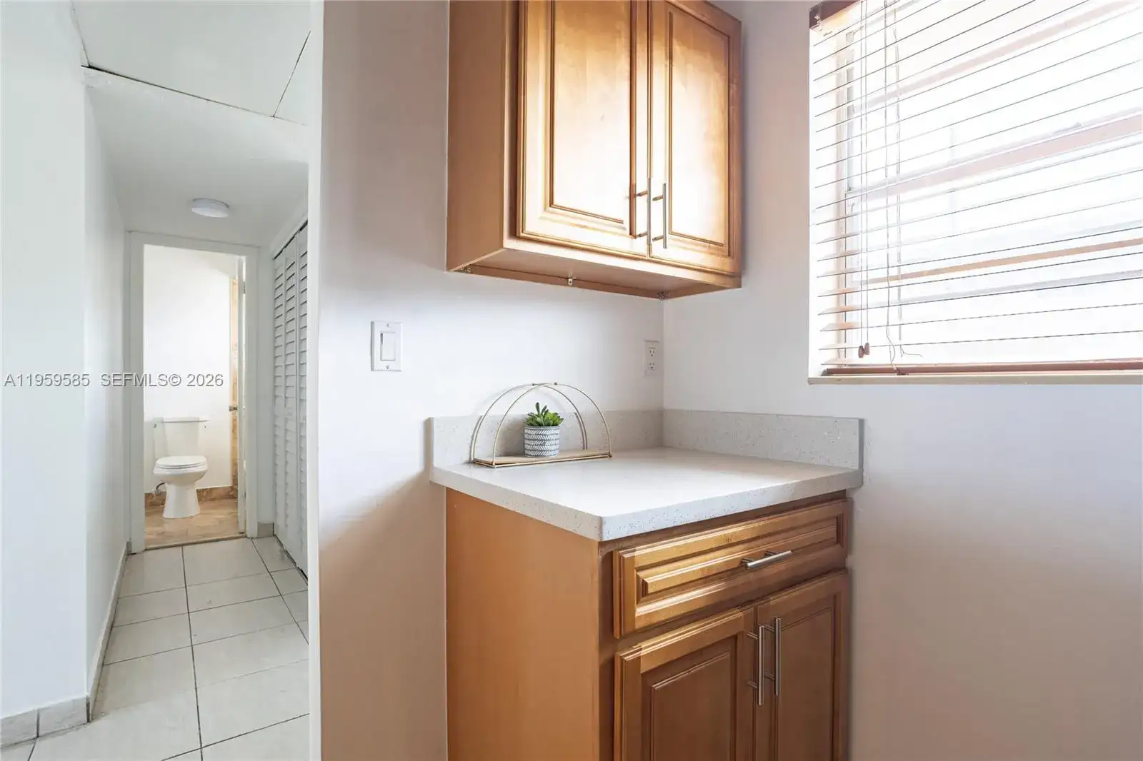 5021 W Oakland Park Blvd # 204, Lauderdale Lakes FL 33313 photo 2