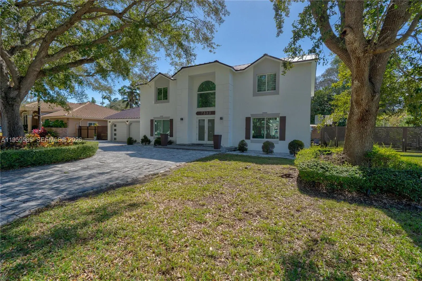 7330 SW 165th St, Palmetto Bay FL 33157
