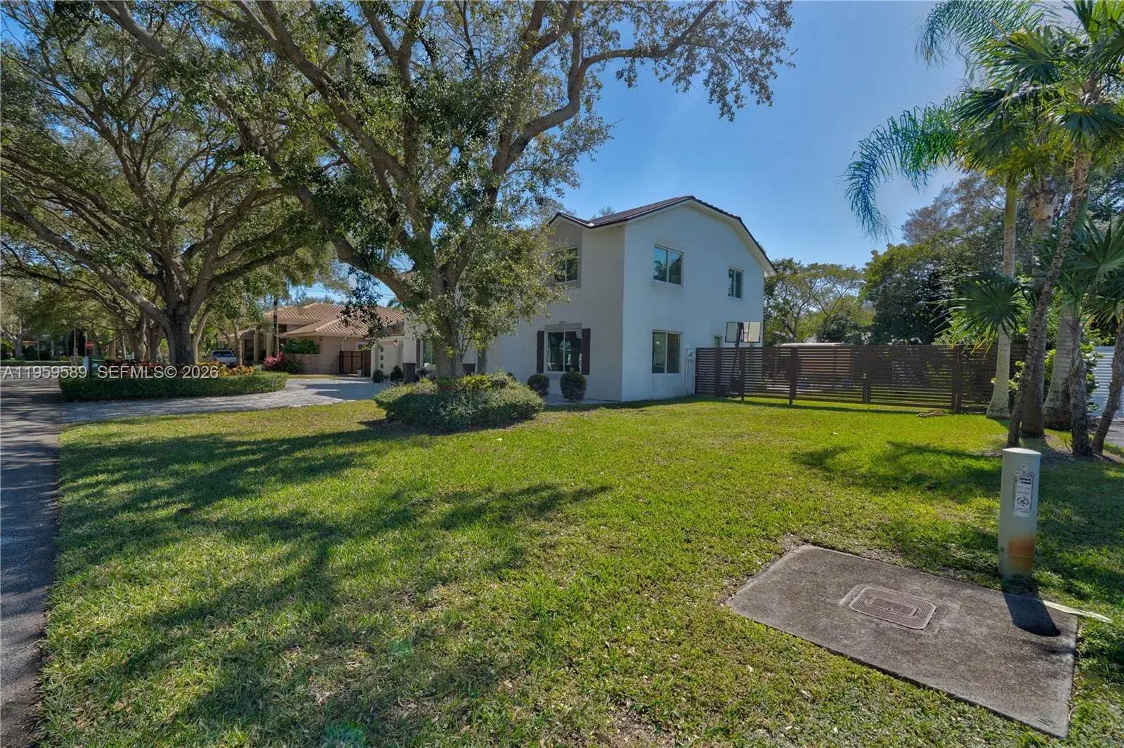 7330 SW 165th St, Palmetto Bay FL 33157