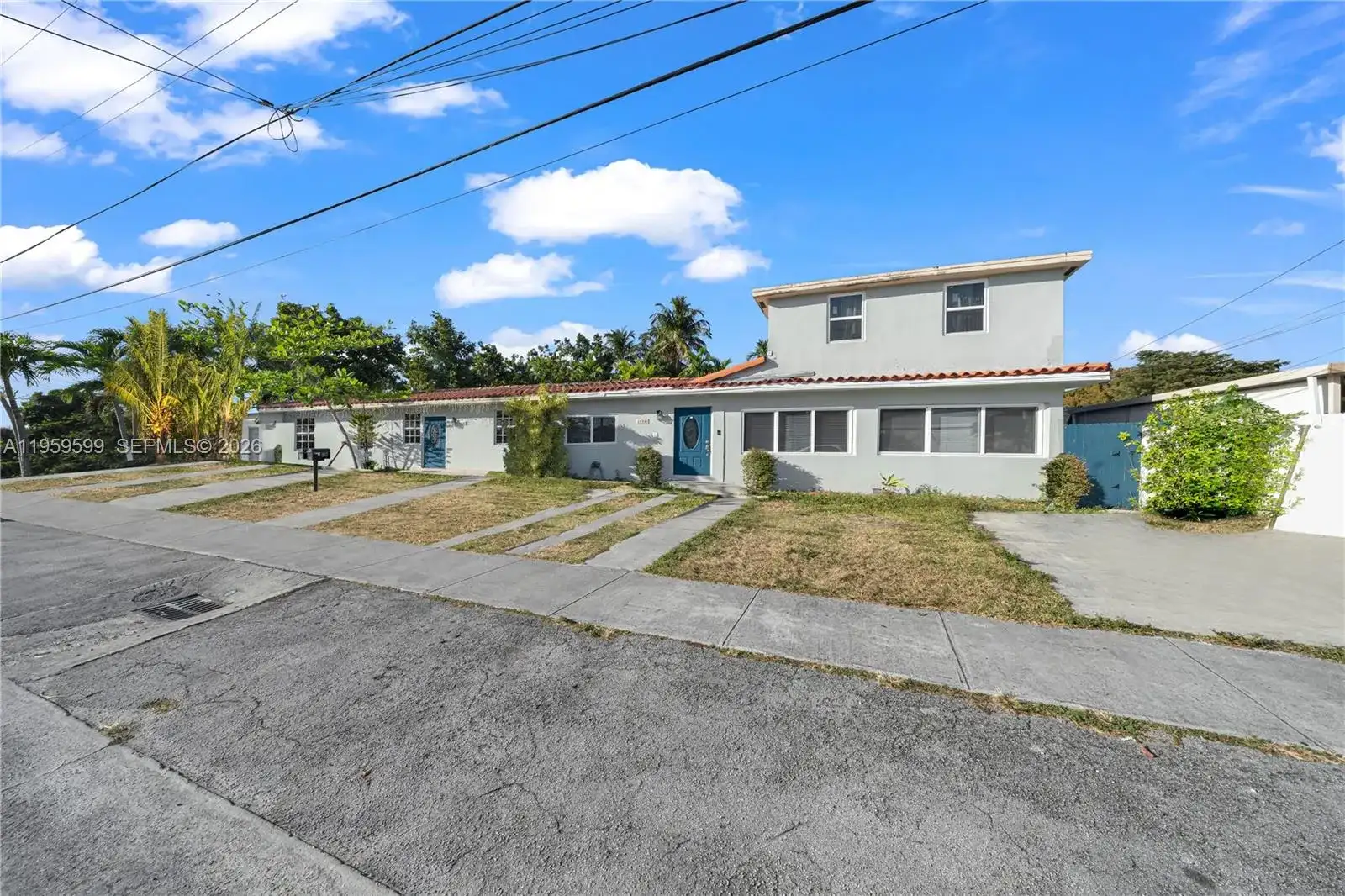 11021 SW 4th St, Sweetwater FL 33174 photo 2