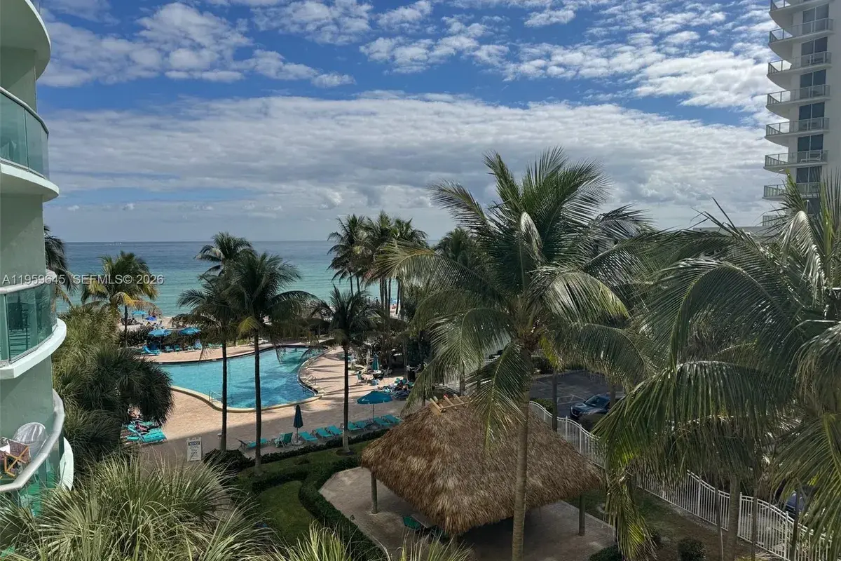3901 S Ocean Dr # 4J, Hollywood FL 33019