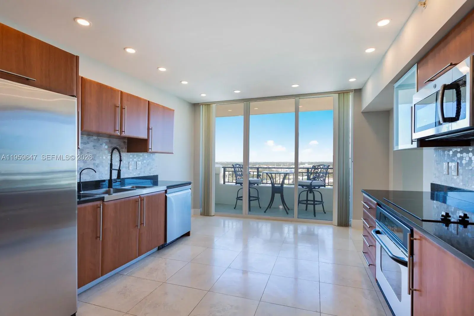 610 W Las Olas Blvd # 2014N, Fort Lauderdale FL 33312