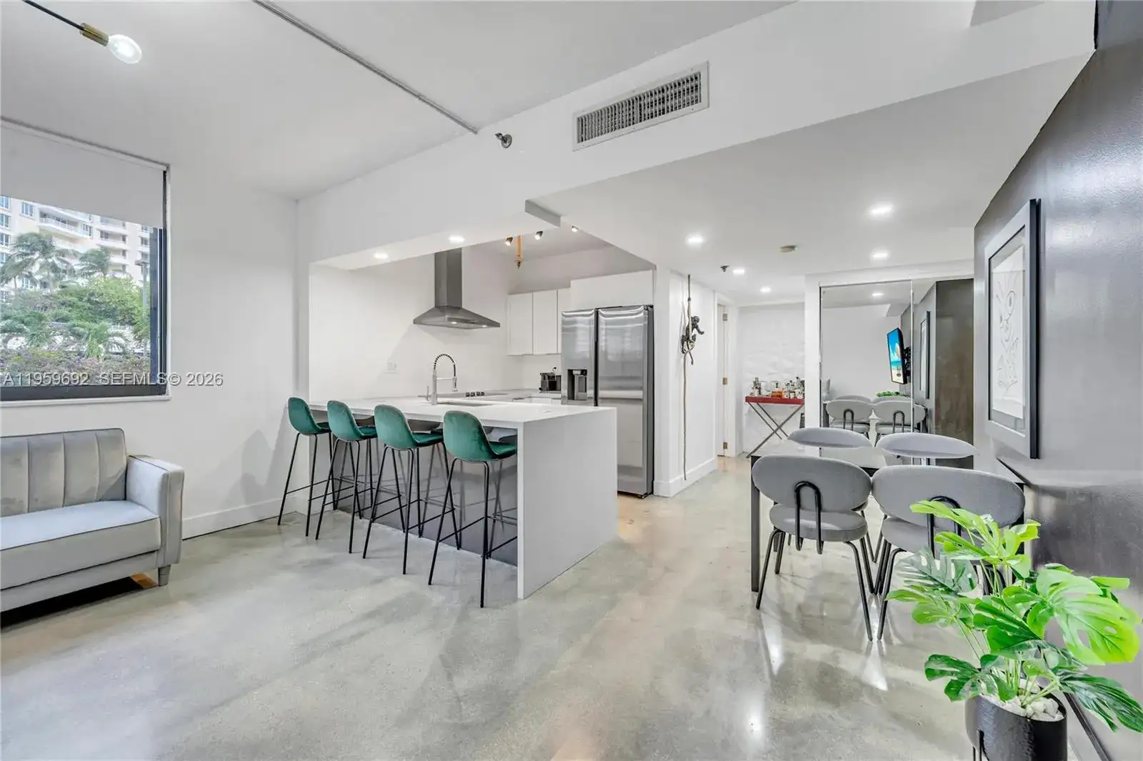 540 Brickell Key Dr # 409, Miami FL 33131 photo 3