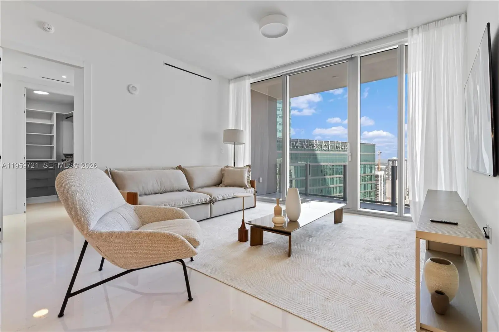 300 Biscayne Blvd Way # 4509, Miami FL 33131