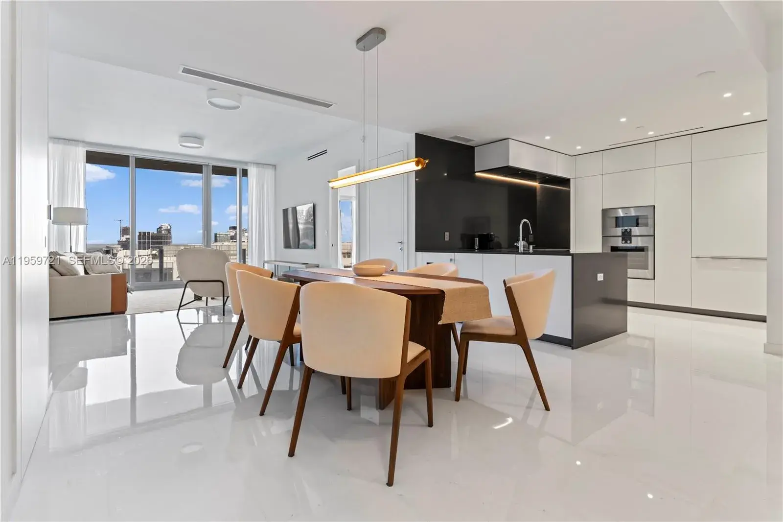 300 Biscayne Blvd Way # 4509, Miami FL 33131