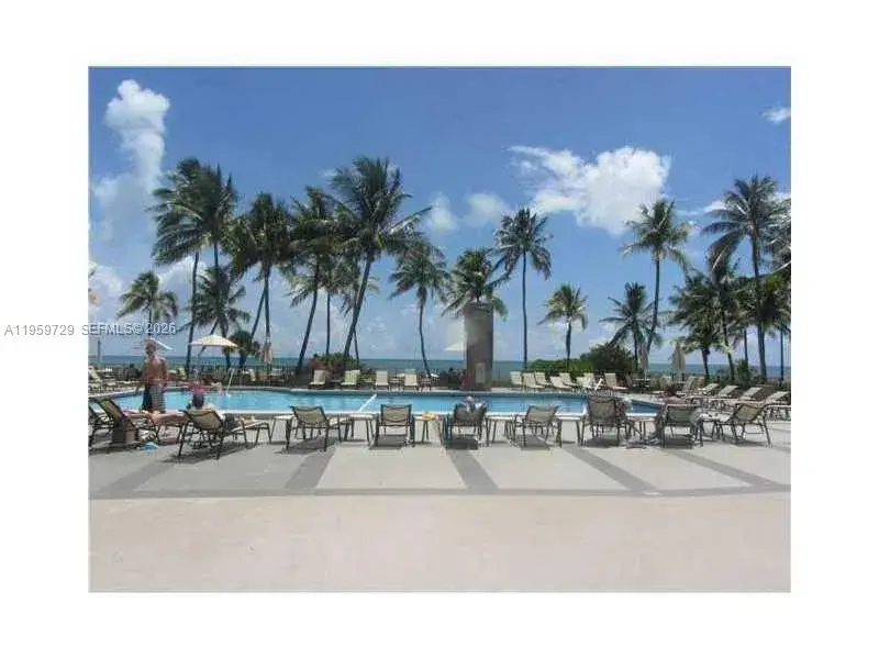 181 Crandon Blvd # 308, Key Biscayne FL 33149