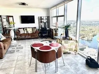 1830 S Ocean Dr # 5107, Hallandale Beach FL 33009