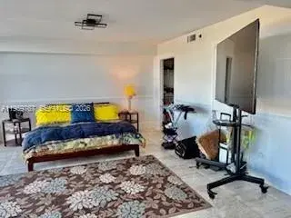 1830 S Ocean Dr # 5107, Hallandale Beach FL 33009
