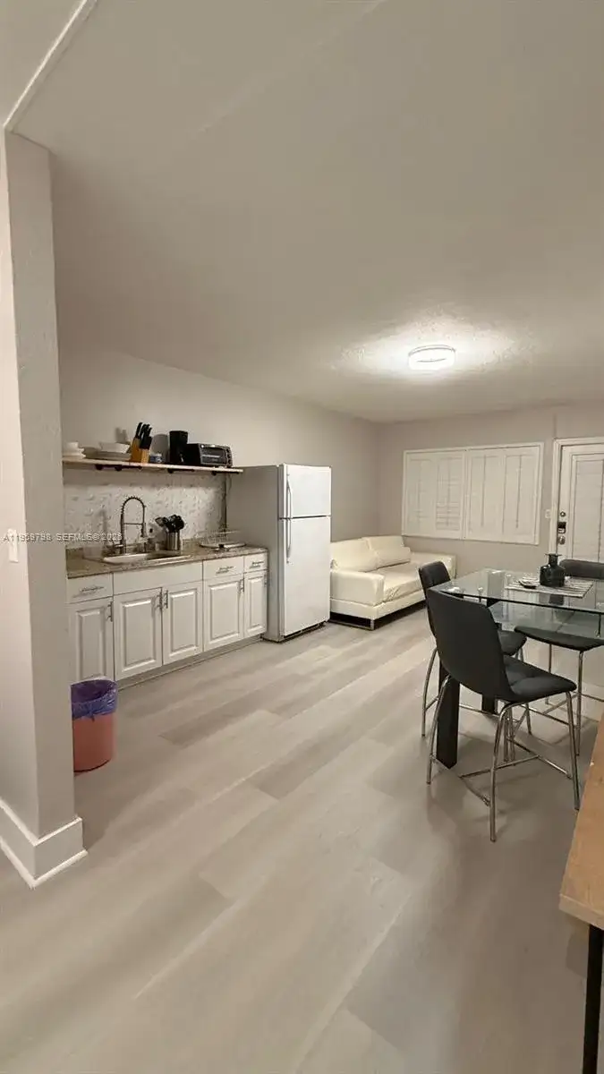 4201 Indian Creek Dr # 4, Miami Beach FL 33140 photo 3