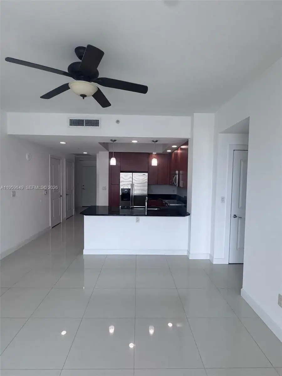 315 NE 3rd Ave # 1905, Fort Lauderdale FL 33301 photo 4
