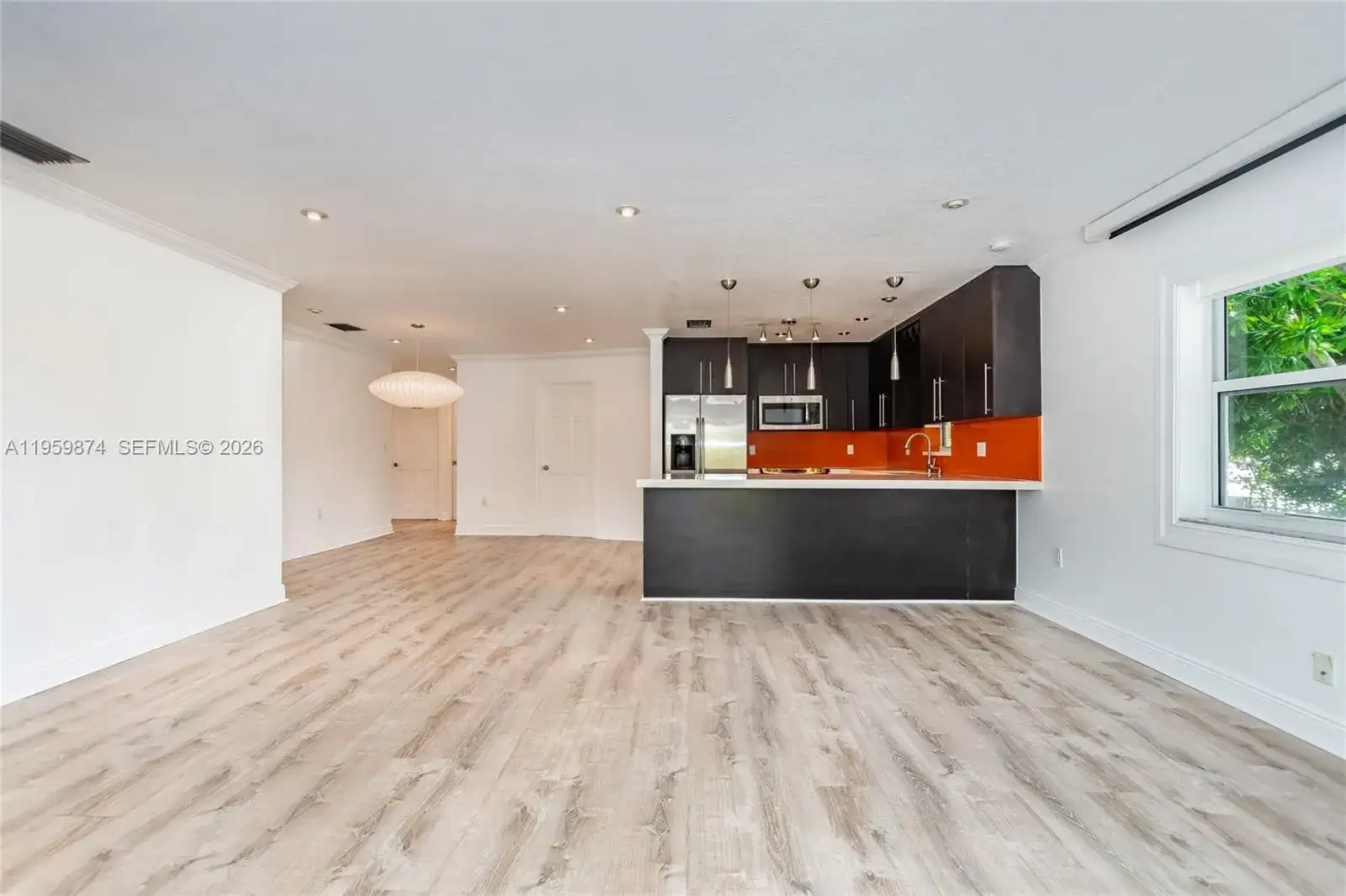1300 71st St, Miami Beach FL 33141 photo 2