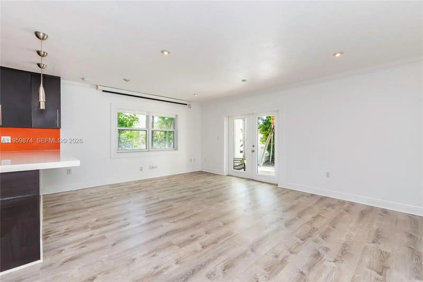 1300 71st St, Miami Beach FL 33141 photo 4