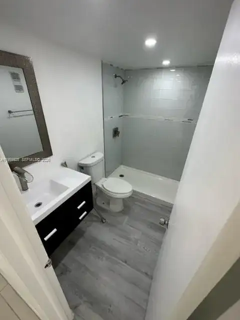 3527 NE 168th St # 202, North Miami Beach FL 33160 photo 2