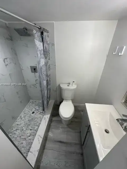 3527 NE 168th St # 202, North Miami Beach FL 33160 photo 5