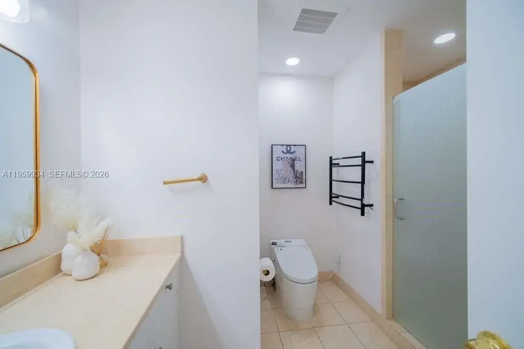 20000 E Country Club Dr # 409, Aventura FL 33180