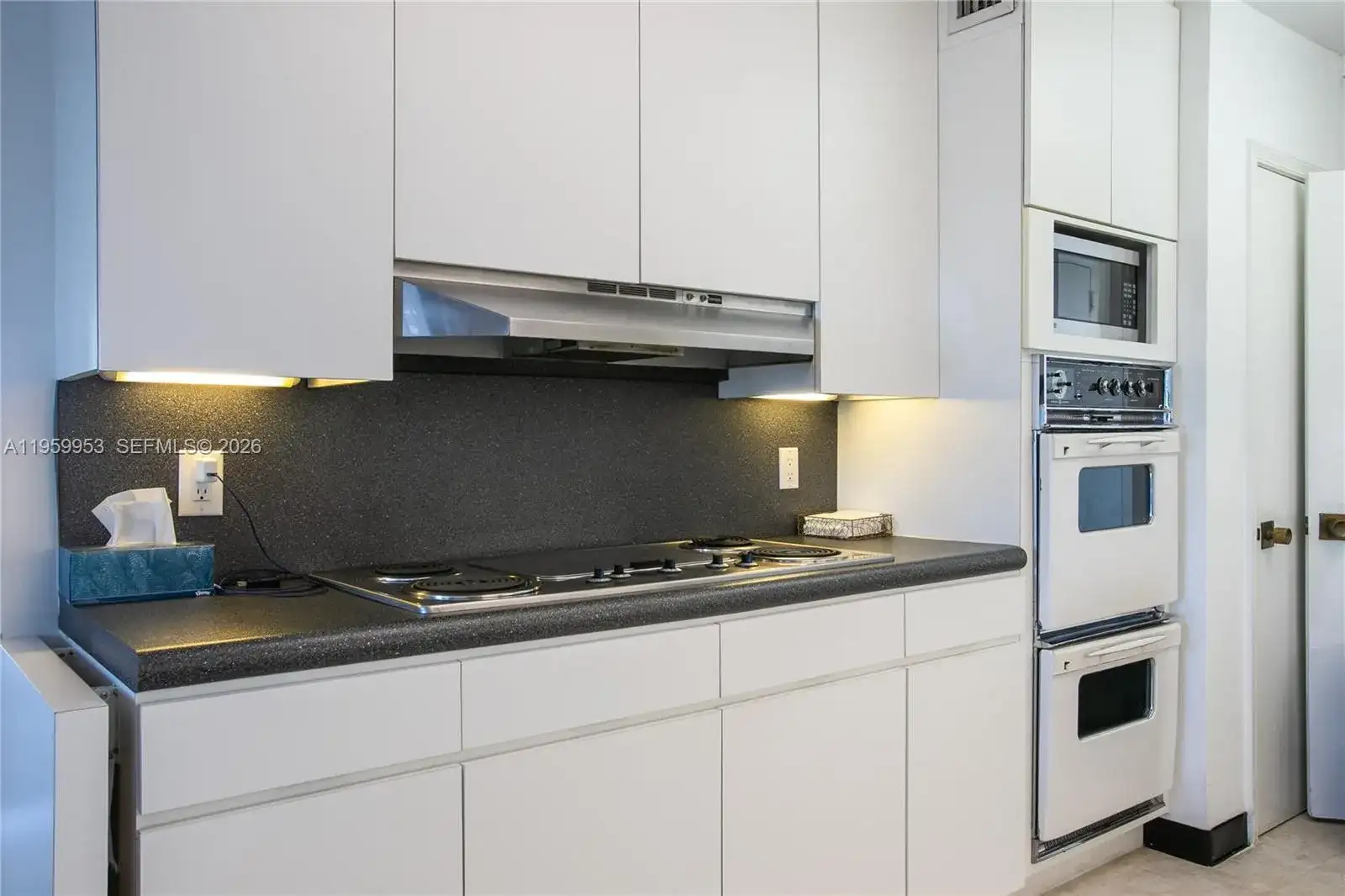 1800 NE 114th St # 1810, Miami FL 33181 photo 5