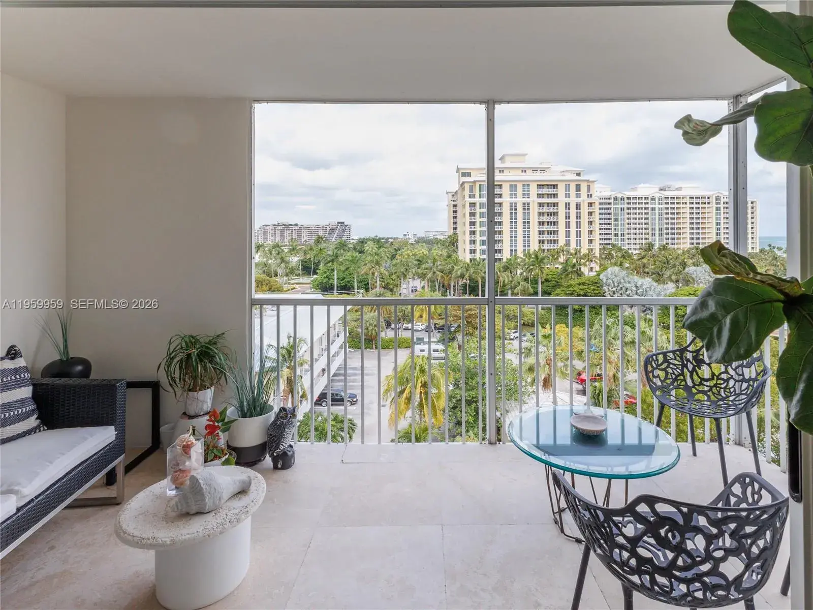 550 Ocean Dr # 8B, Key Biscayne FL 33149