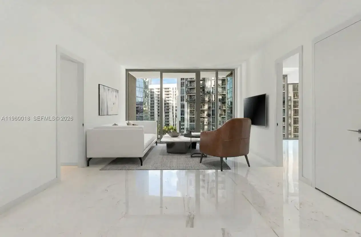 300 BISCAYNE BLVD WAY # 2009, Miami FL 33131 photo 3