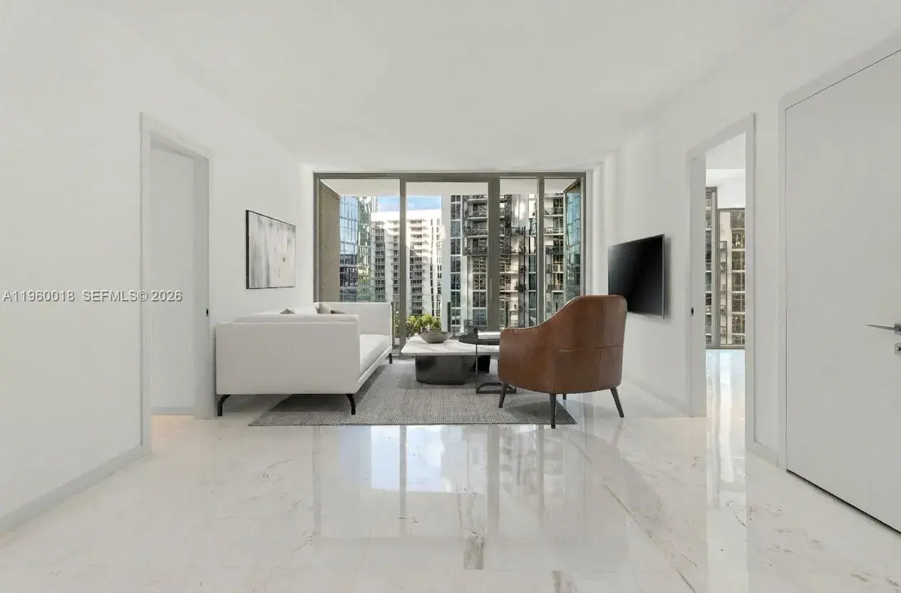 300 BISCAYNE BLVD WAY # 2009, Miami FL 33131