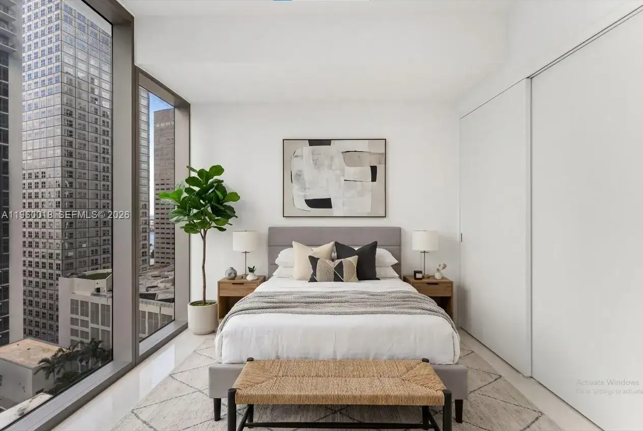 300 BISCAYNE BLVD WAY # 2009, Miami FL 33131 photo 5