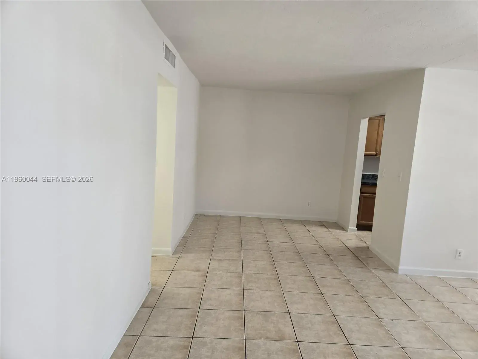 8704 NW 35th St # 105, Coral Springs FL 33065