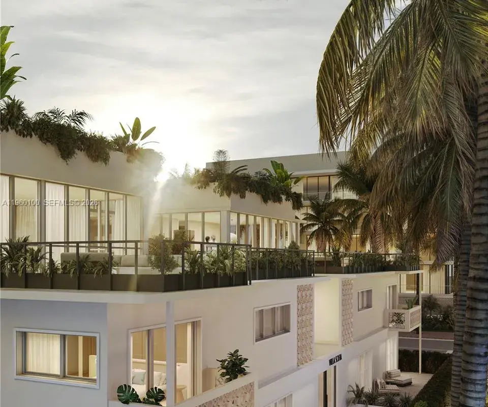 250 Collins Ave # 104, Miami Beach FL 33139
