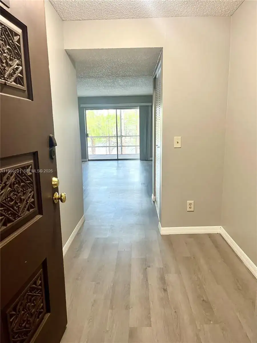 4575 S Texas Ave # 307, Orlando FL 32839 photo 3