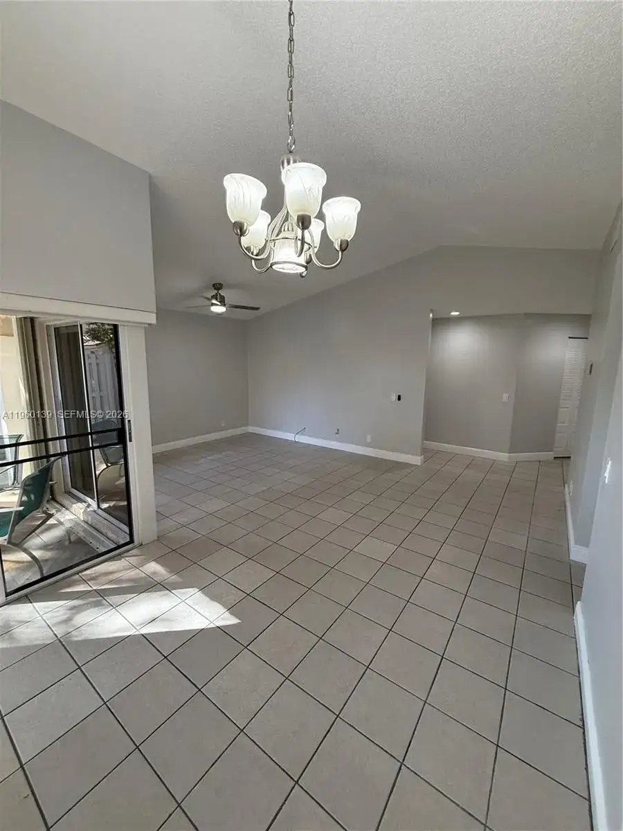 1364 Cottonwood Cir # 1364, Weston FL 33326