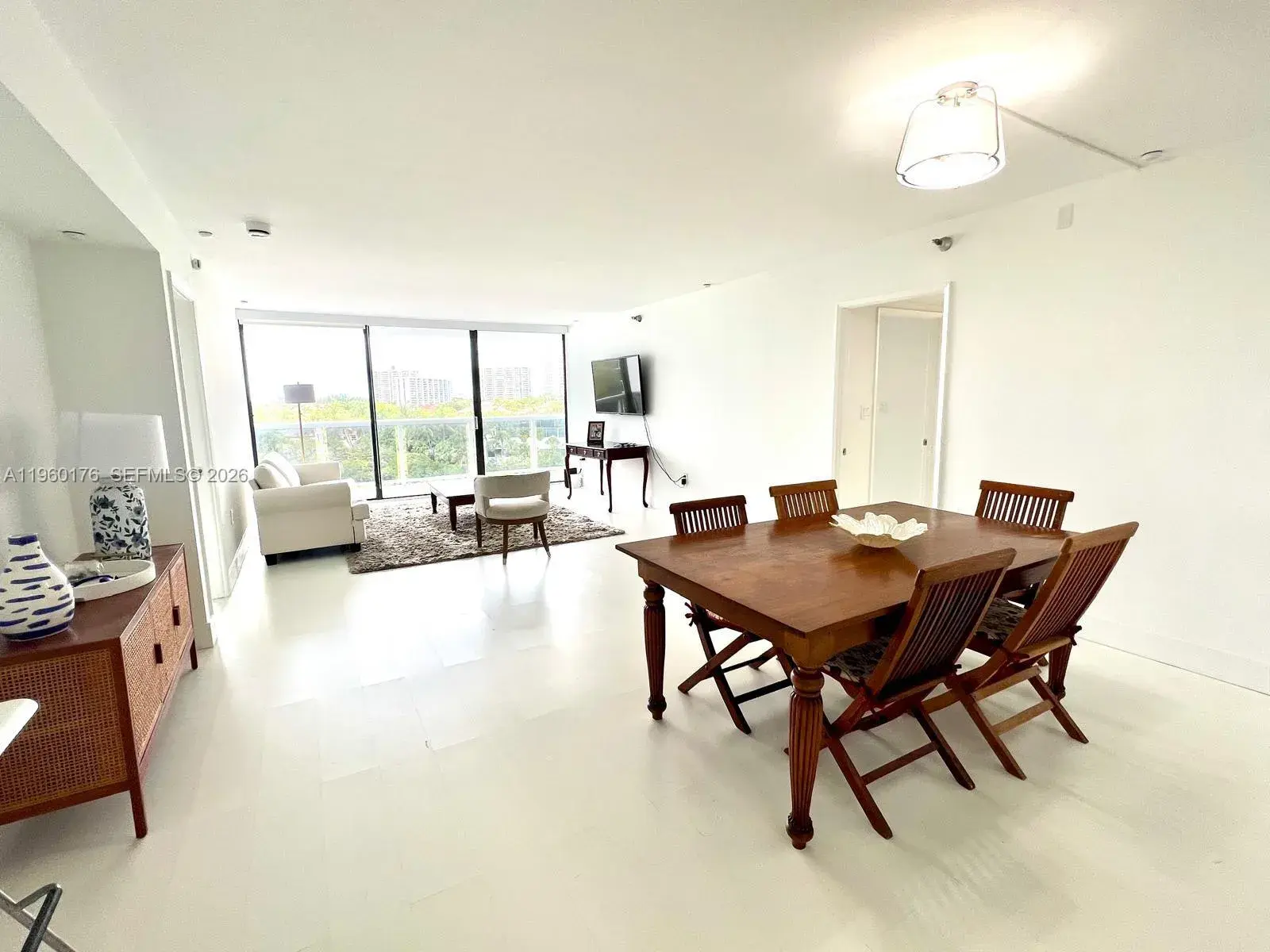 20515 E Country Club Dr # 649, Aventura FL 33180