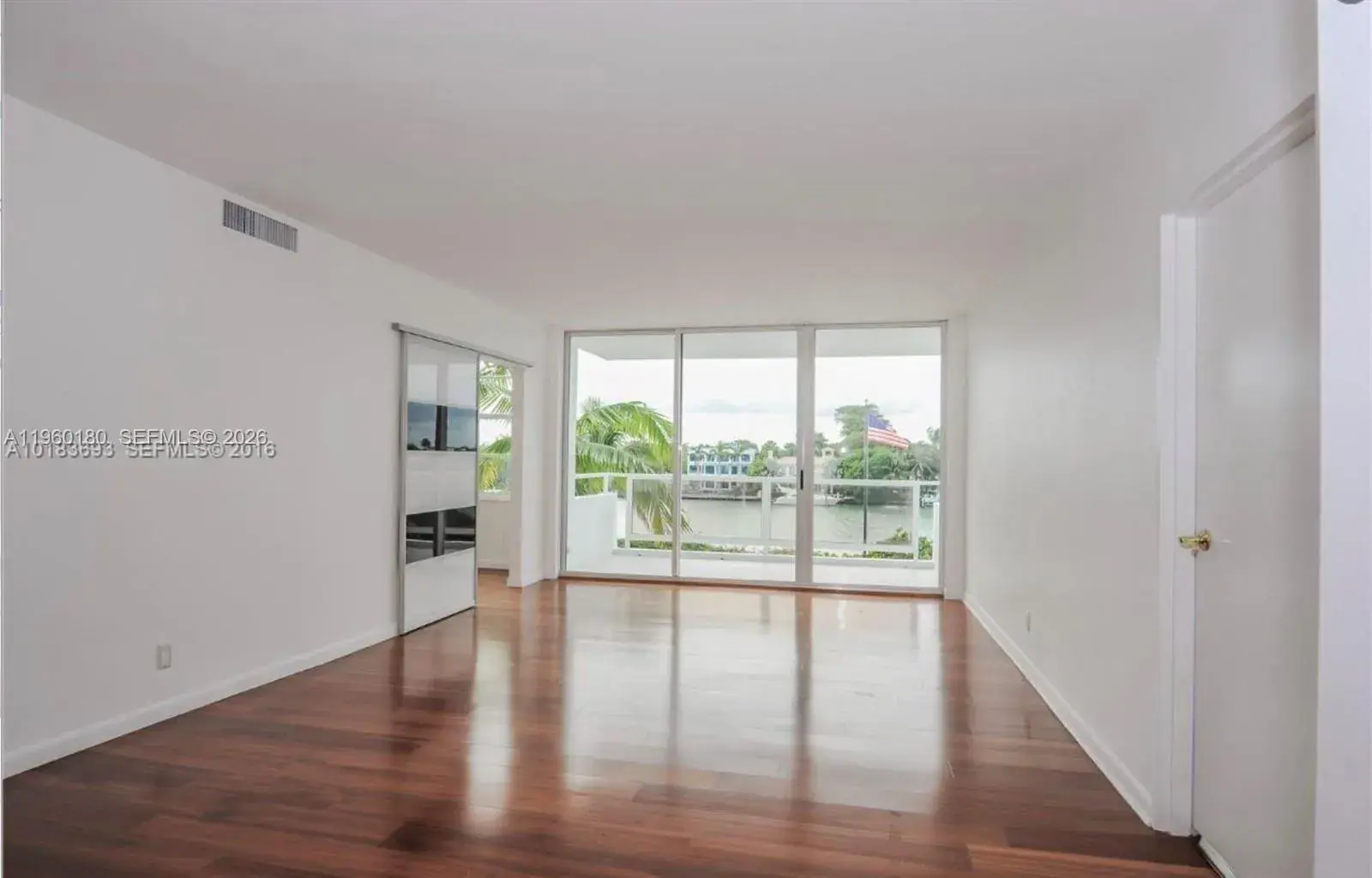 5700 Collins Ave # 3H, Miami Beach FL 33140 photo 2