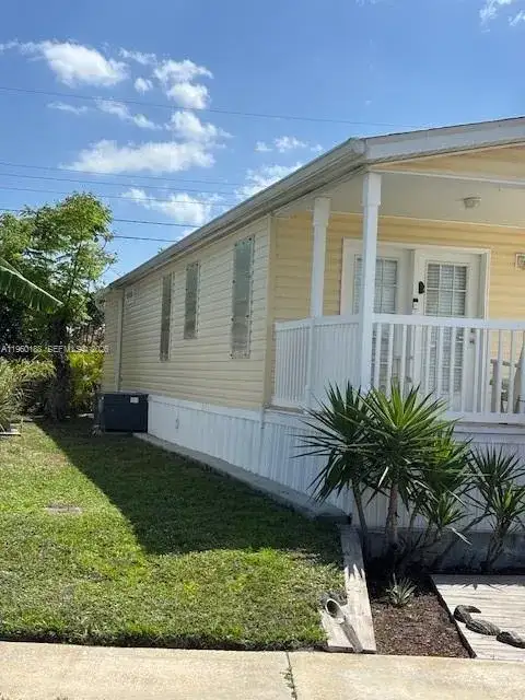 4206 Mocking Bird Dr, Boynton Beach FL 33436 photo 3