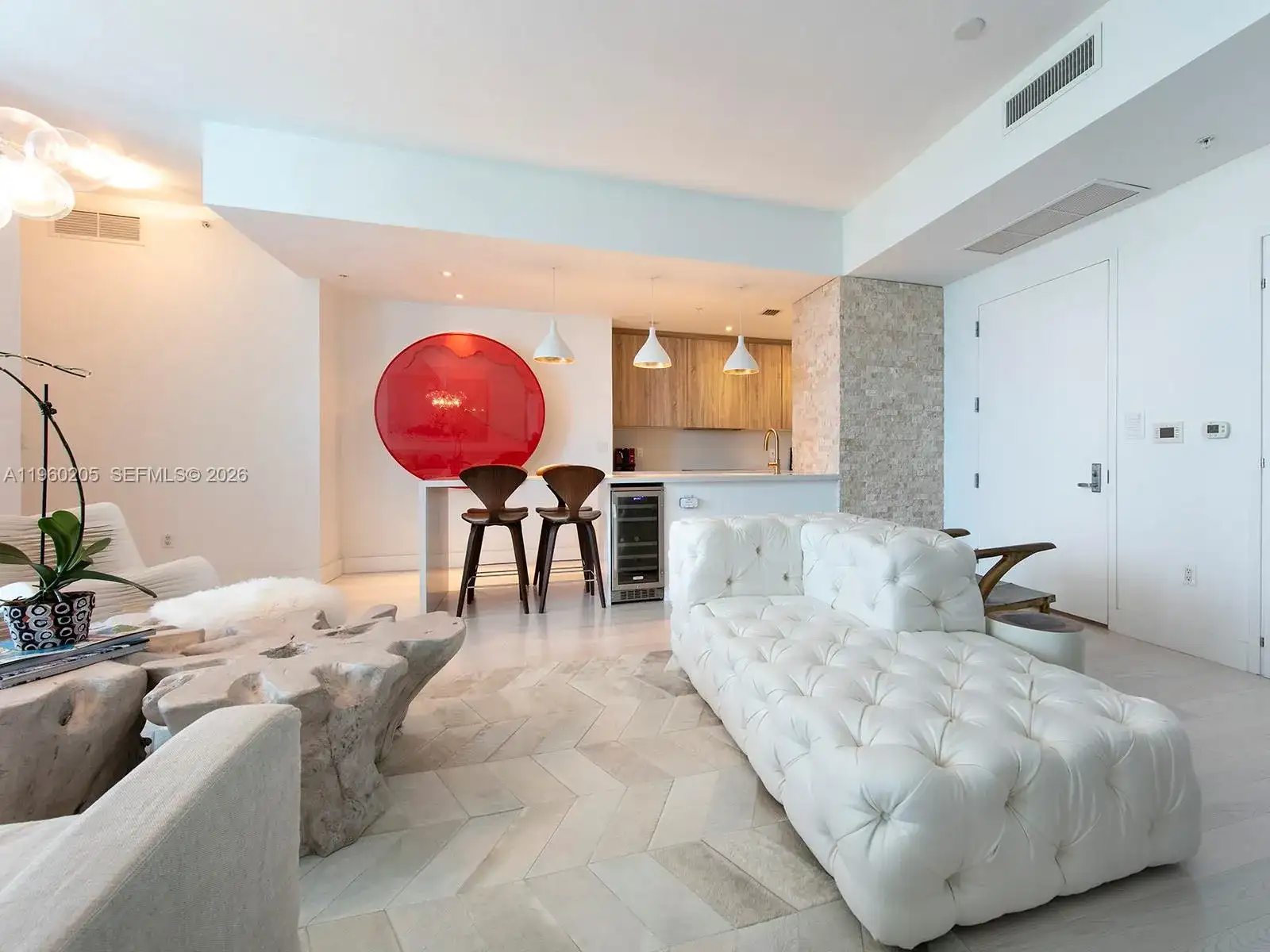 50 S Pointe Dr # 707, Miami Beach FL 33139 photo 4