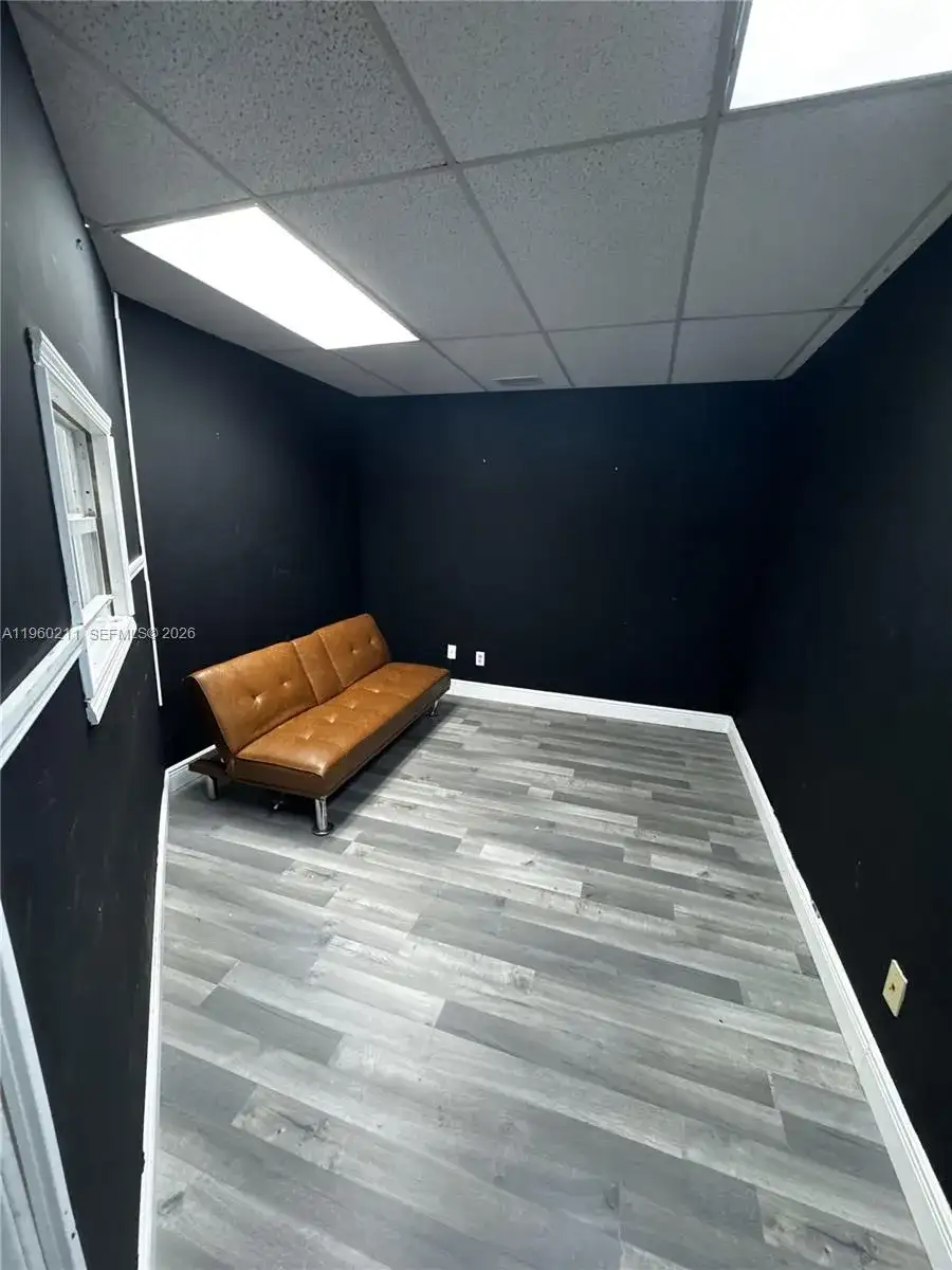 6405 NW 36th St, Virginia Gardens FL 33166 photo 3