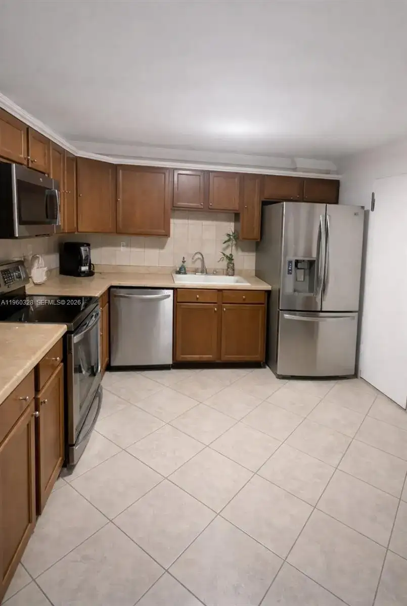 1470 NE 125th Ter # 701, North Miami FL 33161 photo 2
