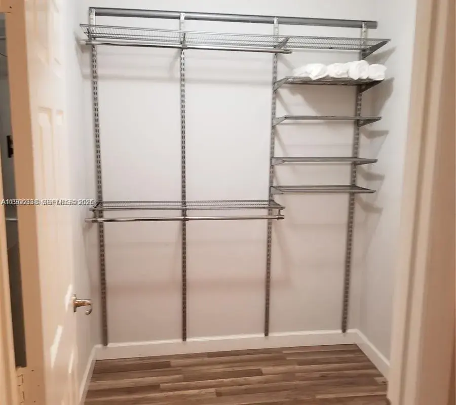 1045 Meridian Ave # 5, Miami Beach FL 33139