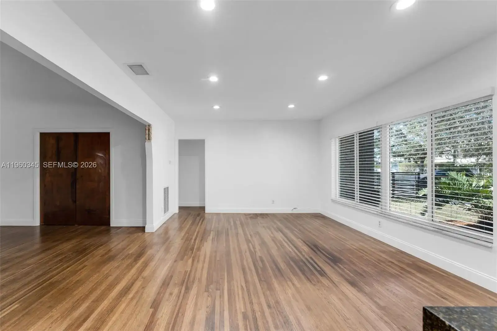 3965 SW 60th Ct, Miami FL 33155 photo 4