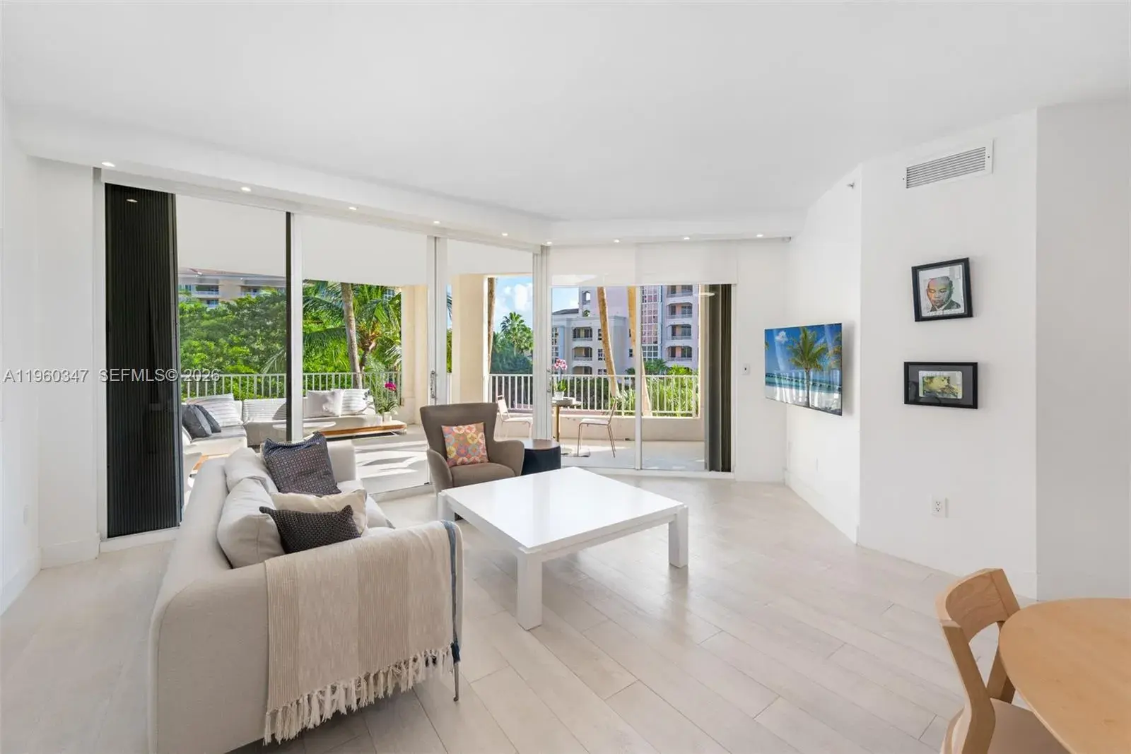 715 Crandon Blvd # 305, Key Biscayne FL 33149